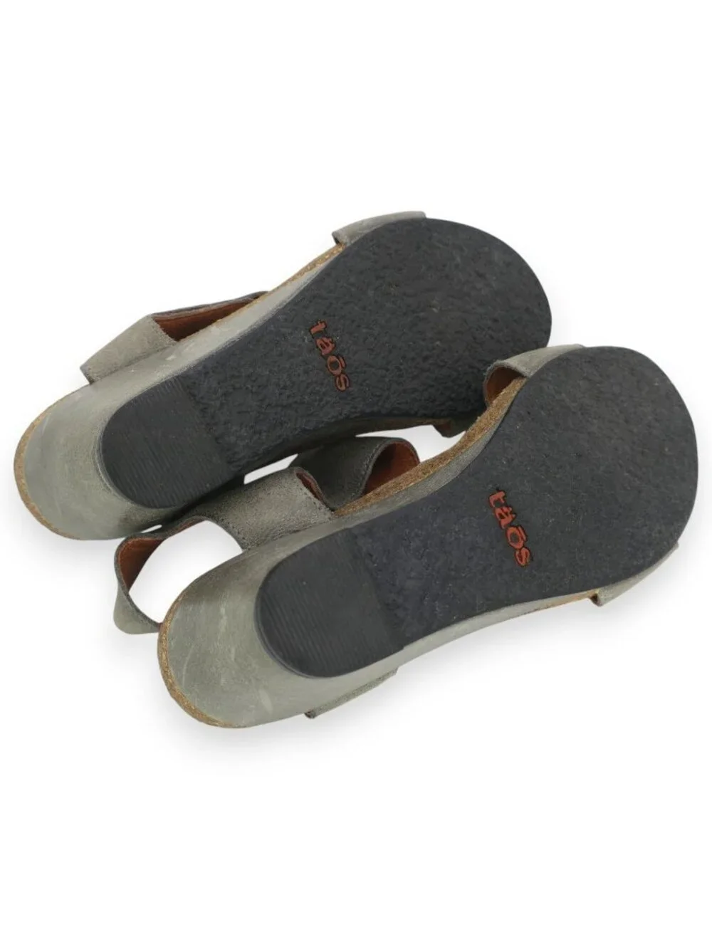 Taos Footwear no carousel